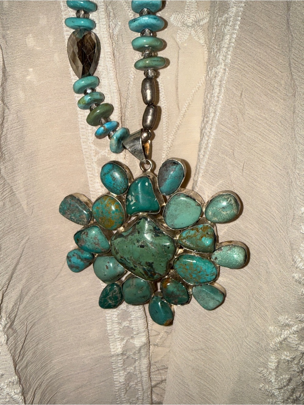 A Rare Bird Turquoise Stone Floral Pendant Necklace - Women Jewelry - Picture 3 of 5